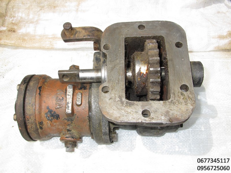 Коробка отбора мощности ком с гидромотором , ЗИЛ.  Камаз, маз, газ 66,  вом, насос 623